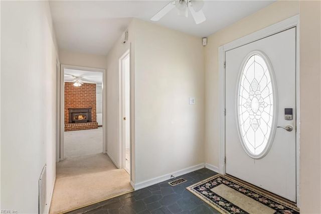 96 Anchorage DR, Newport News, VA 23602