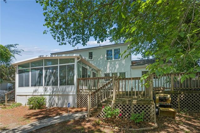 96 Anchorage DR, Newport News, VA 23602