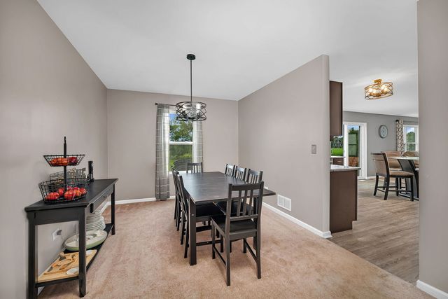 27337 W Deer Hollow Lane, Channahon, IL 60410