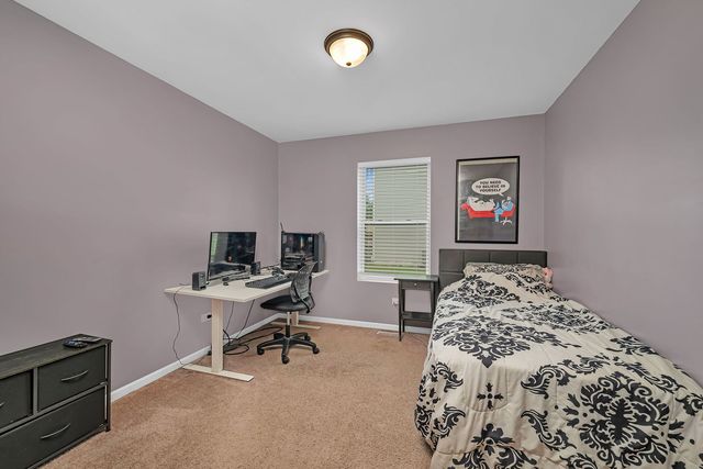 27337 W Deer Hollow Lane, Channahon, IL 60410