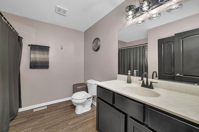 27337 W Deer Hollow Lane, Channahon, IL 60410
