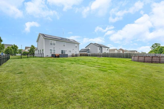 27337 W Deer Hollow Lane, Channahon, IL 60410