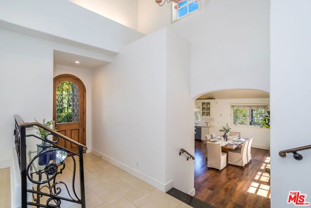 941 N Norman Place, Los Angeles, CA 90049