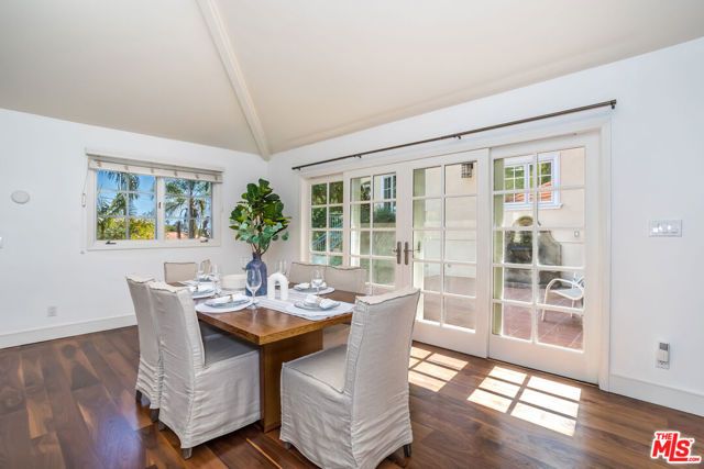 941 N Norman Place, Los Angeles, CA 90049