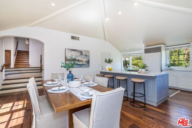 941 N Norman Place, Los Angeles, CA 90049