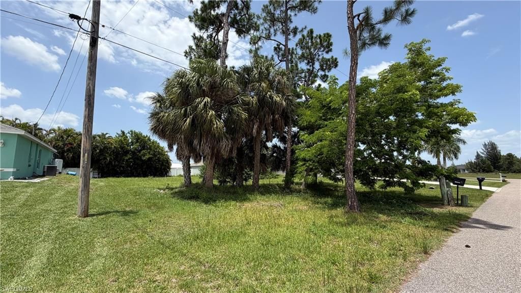 1719 NE 33rd LN, CAPE CORAL, FL 33909 — photo 3