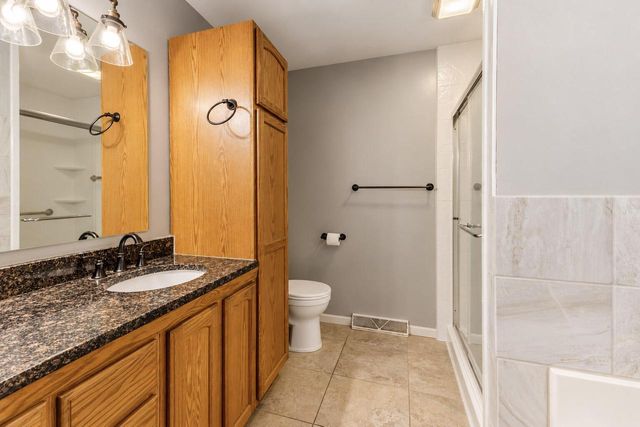 804 Jamesway DRIVE, Watertown, WI 53098