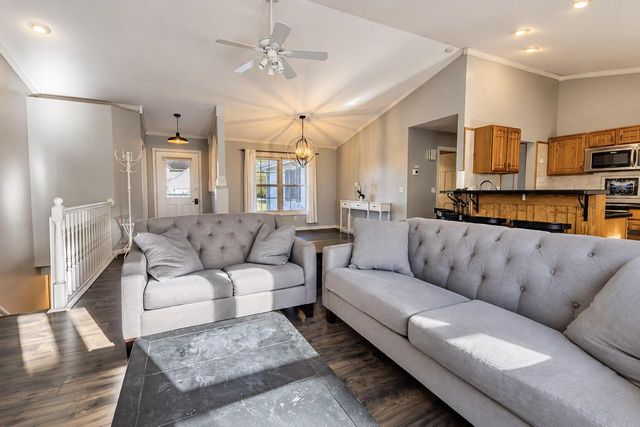 804 Jamesway DRIVE, Watertown, WI 53098