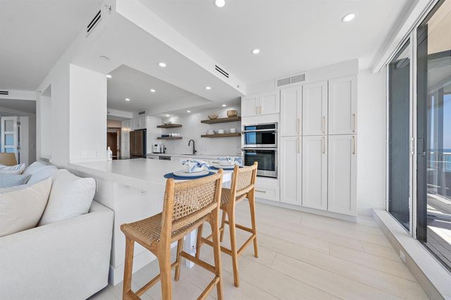 5250 N Ocean Drive 5s, Singer Island, FL 33404
