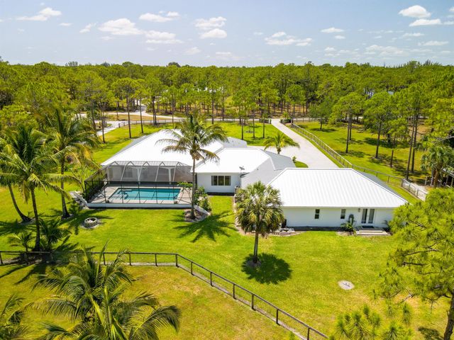14819 Broken Arrow Place, Palm Beach Gardens, FL 33418