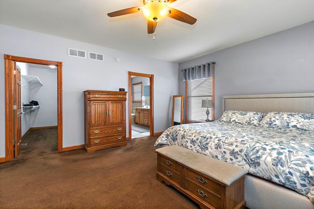 431 Patricia Lane, Hampshire, IL 60140