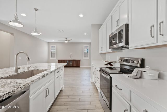 10723 E TWISTER Avenue, Mesa, AZ 85212