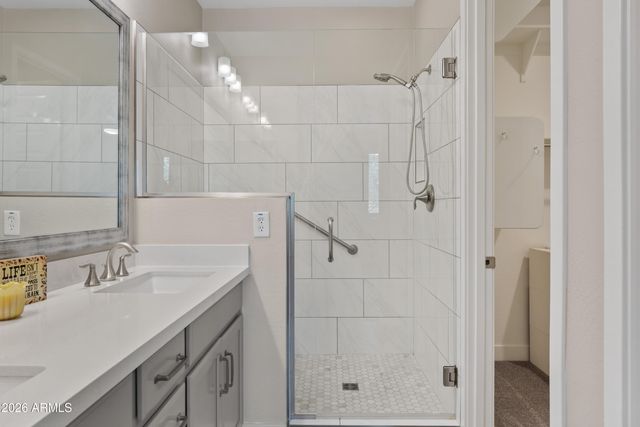 10723 E TWISTER Avenue, Mesa, AZ 85212
