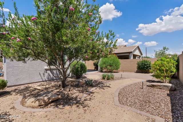 10723 E TWISTER Avenue, Mesa, AZ 85212