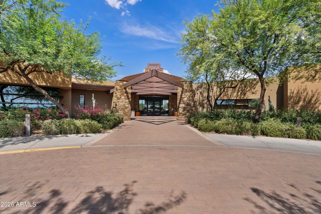 10723 E TWISTER Avenue, Mesa, AZ 85212