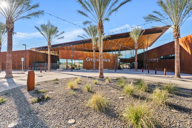 10723 E TWISTER Avenue, Mesa, AZ 85212