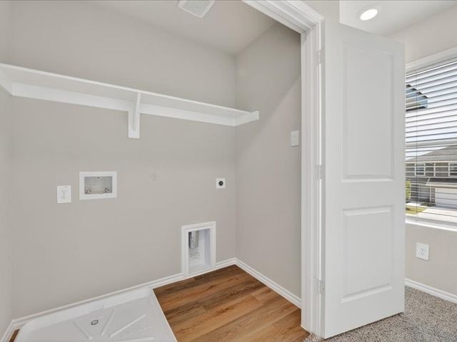 5568 Corduroy Road, Krum, TX 76249