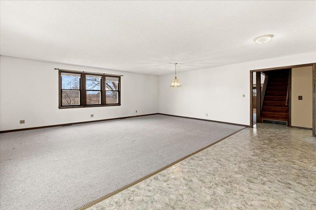 9500 County Road 15, Minnetrista, MN 55359