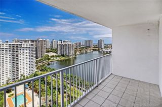 2801 NE 183rd St 2208W, Aventura, FL 33160