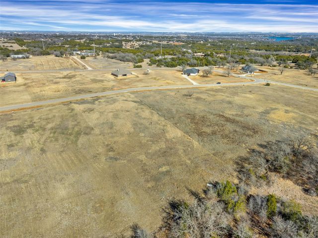 3006 Haylee Drive, Granbury, TX 76048