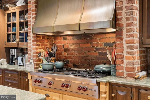 1017 CLINTON ST, Philadelphia, PA 19107