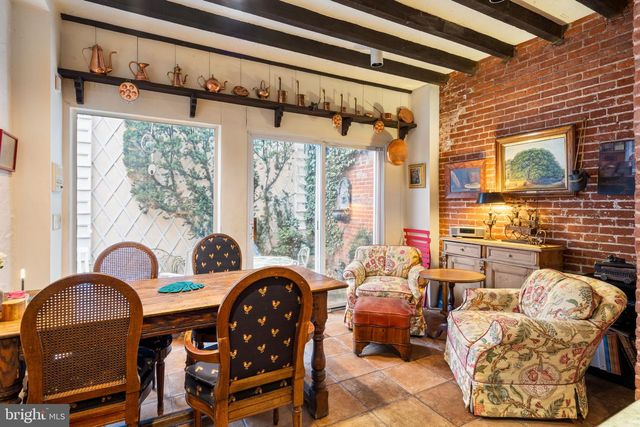 1017 CLINTON ST, Philadelphia, PA 19107