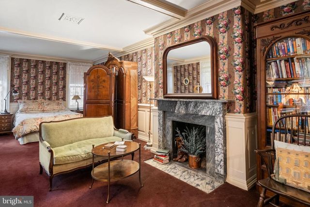 1017 CLINTON ST, Philadelphia, PA 19107