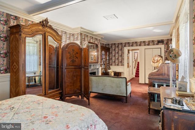 1017 CLINTON ST, Philadelphia, PA 19107