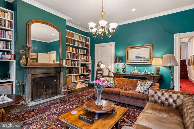 1017 CLINTON ST, Philadelphia, PA 19107