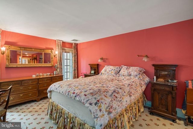 1017 CLINTON ST, Philadelphia, PA 19107