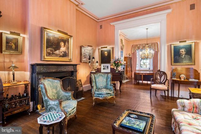 1017 CLINTON ST, Philadelphia, PA 19107