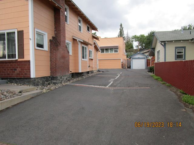 531 N 11th Street, Klamath Falls, OR 97601