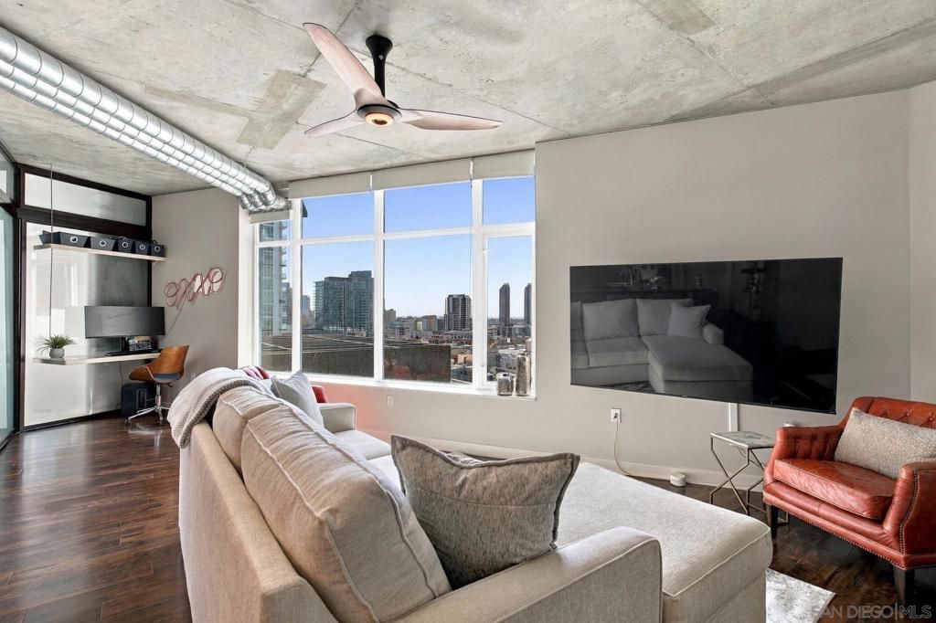 1080 Park Blvd 902, San Diego, CA 92101 — photo 2