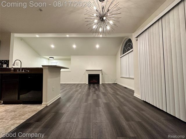 29603 Fox Run Circle, Warren, MI 48092
