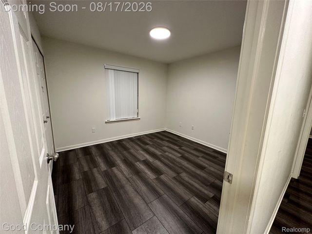 29603 Fox Run Circle, Warren, MI 48092