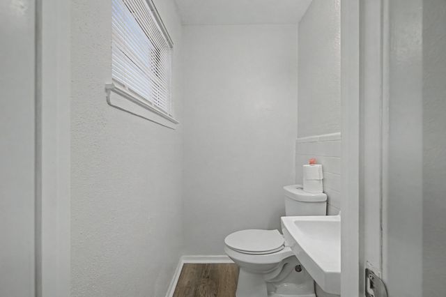 313 NW Jayellen Avenue, Burleson, TX 76028