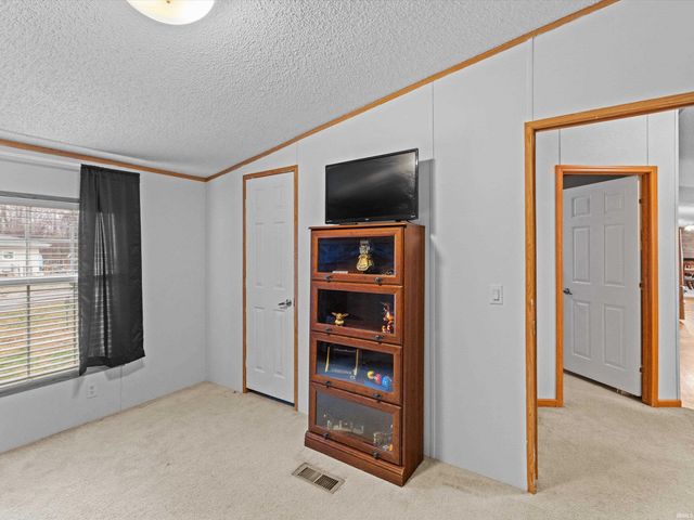 300 S Werner Avenue, Evansville, IN 47712