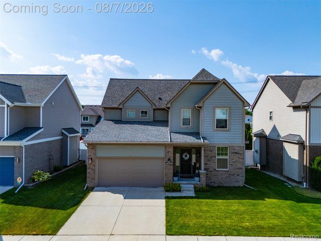 47523 Viola Lane, Chesterfield Township, MI 48047