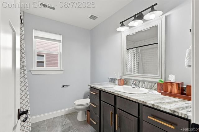 47523 Viola Lane, Chesterfield Township, MI 48047