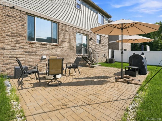 47523 Viola Lane, Chesterfield Township, MI 48047