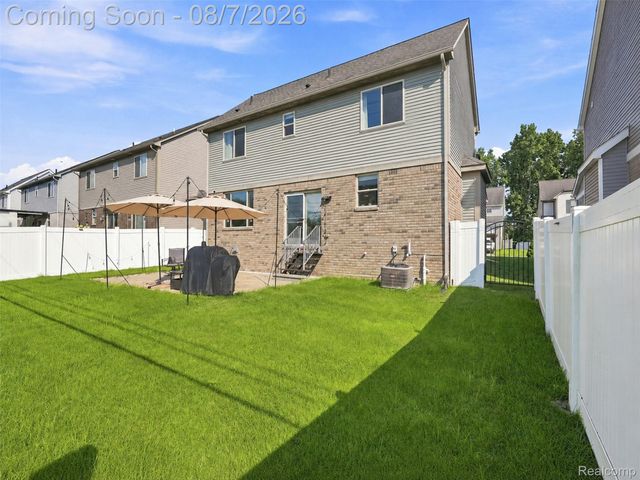 47523 Viola Lane, Chesterfield Township, MI 48047