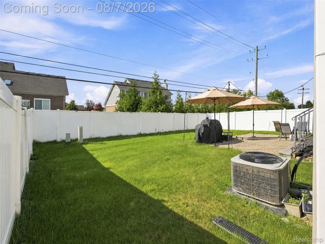 47523 Viola Lane, Chesterfield Township, MI 48047