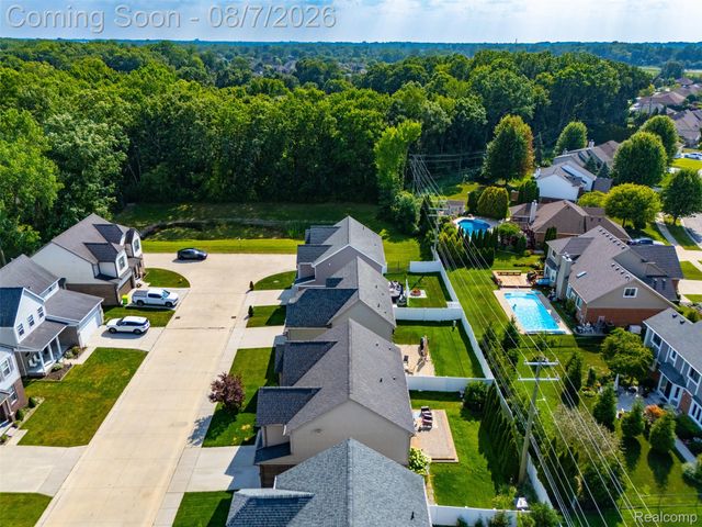 47523 Viola Lane, Chesterfield Township, MI 48047