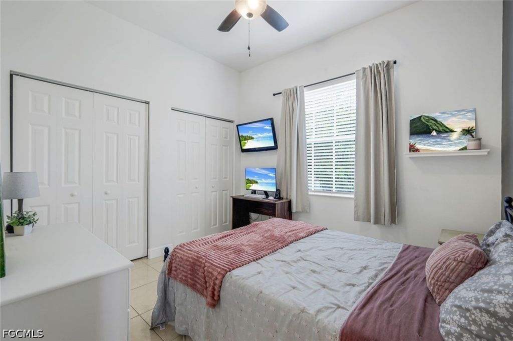 Image 23 of property listing at 1130 NW 14th TER, Cape Coral, FL 33993