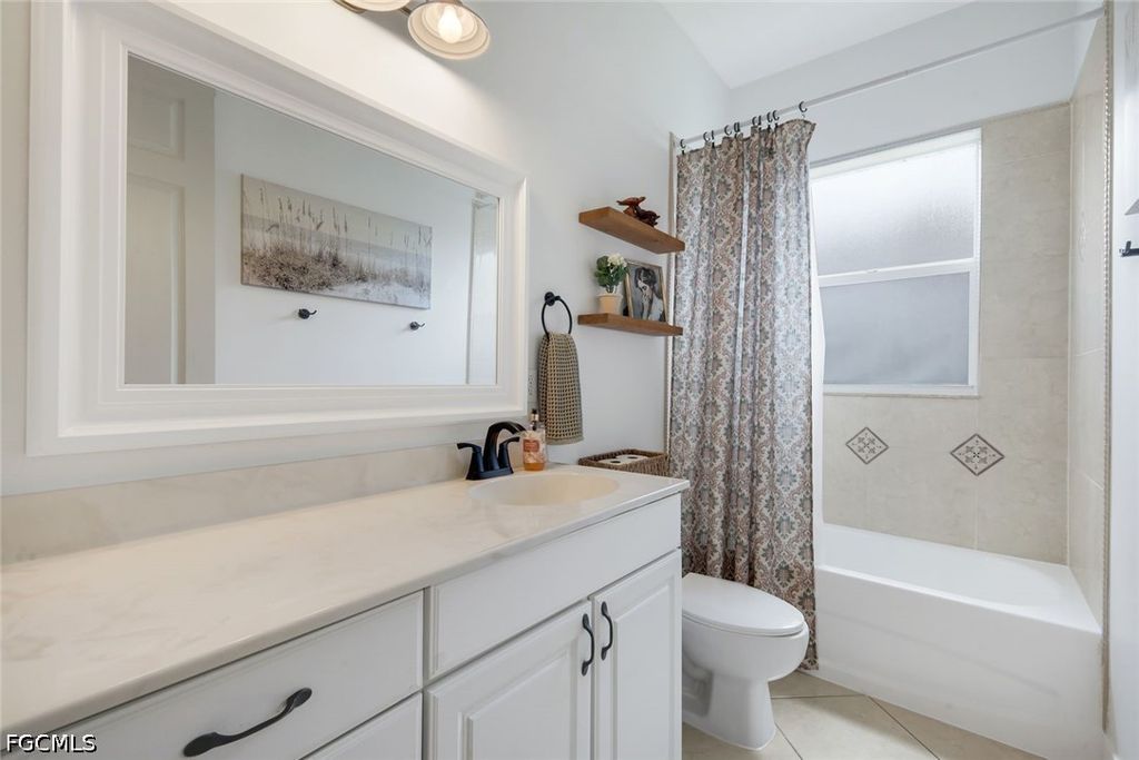 Image 24 of property listing at 1130 NW 14th TER, Cape Coral, FL 33993