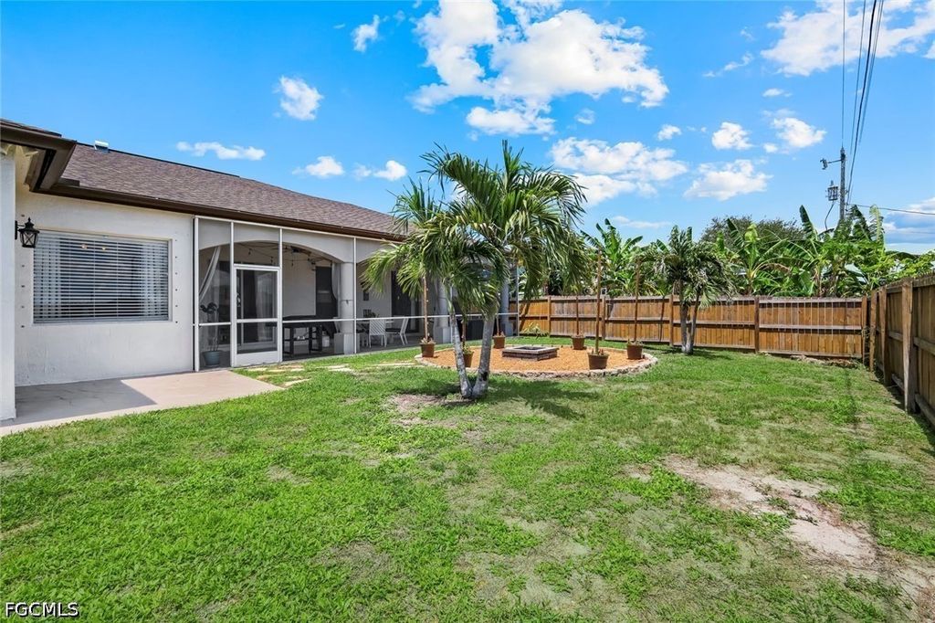 Image 31 of property listing at 1130 NW 14th TER, Cape Coral, FL 33993