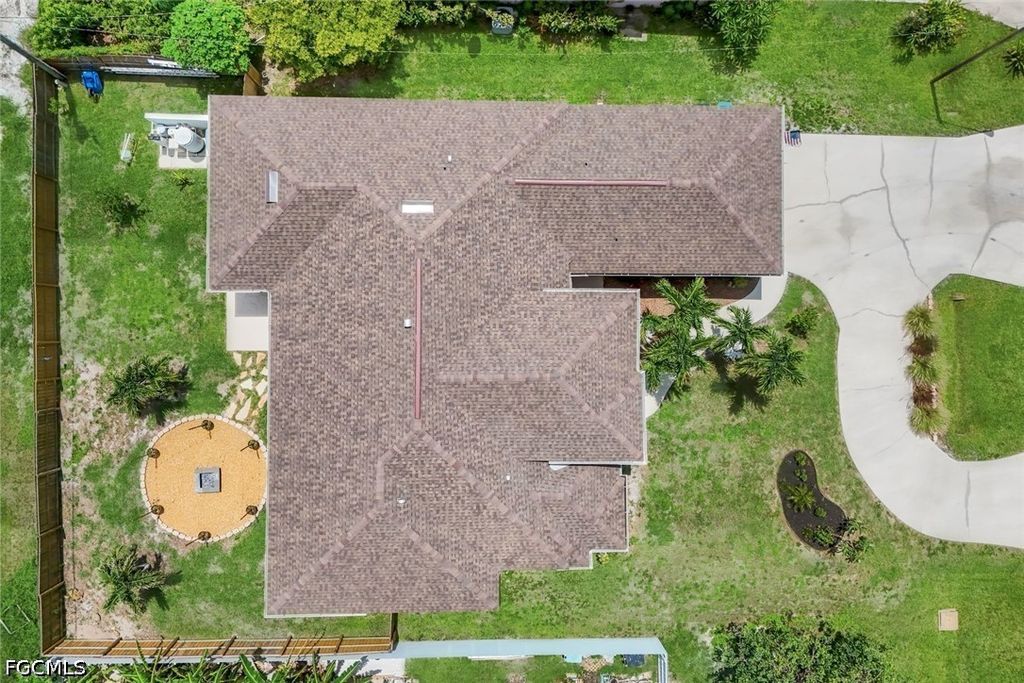 Image 32 of property listing at 1130 NW 14th TER, Cape Coral, FL 33993