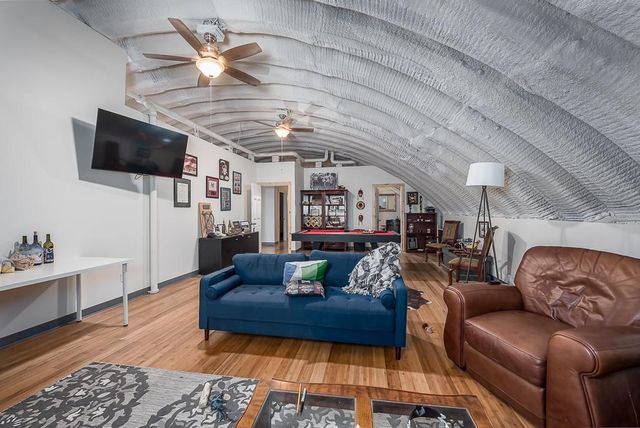 24305 Loring Road, Lawrence, KS 66044