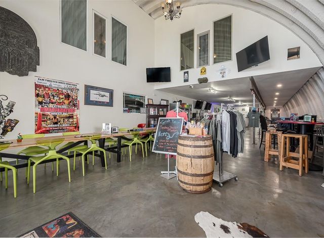 24305 Loring Road, Lawrence, KS 66044