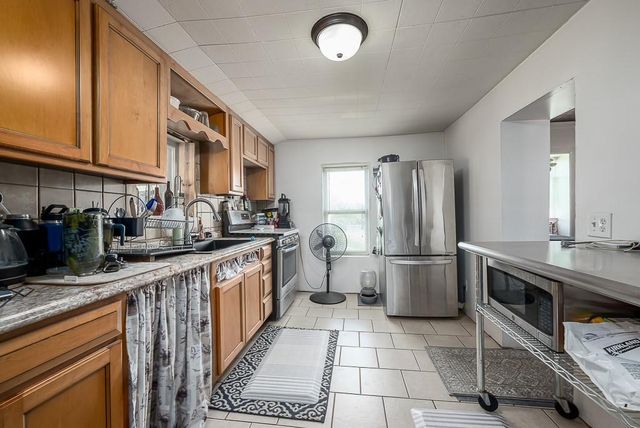 24305 Loring Road, Lawrence, KS 66044